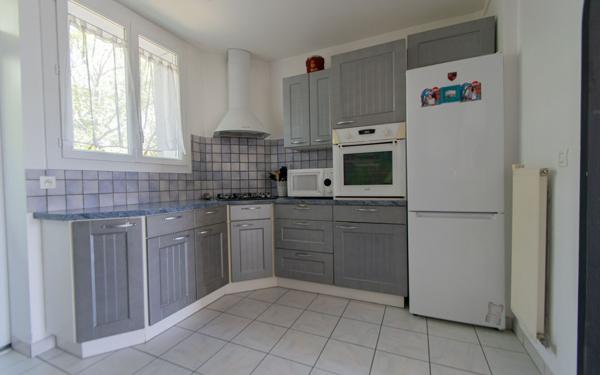 Appartement à vendre    4 pièces • 77,21 m2 Pau