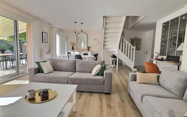 Maison à vendre    6 pièces •  Mennecy