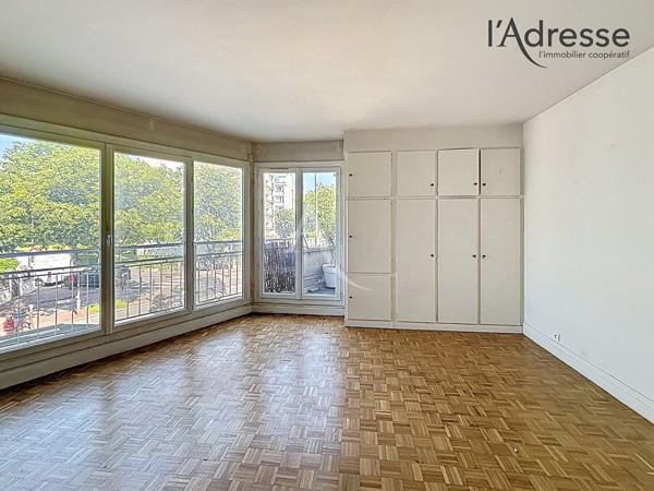 Suresnes - Appartement 3 pièces 65m² - 1 Cave - TERRASSE