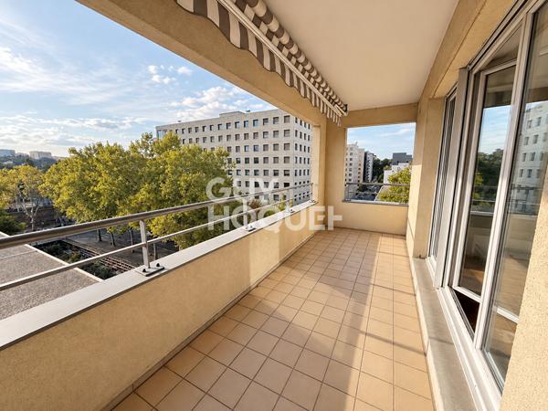 T3 Meublé avec balcon et garage - Tête d'Or