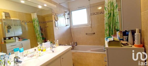 Appartement 4 pièces de 97 m² à La Valette-du-Var (83160)