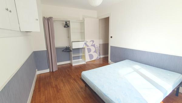 Location maison de ville Angouleme (16000), 74.00m² avec 3 pièce(s) dont 2 chambre(s). Agence Allard Brimeaud