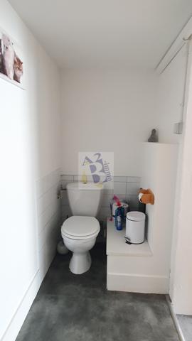 Location maison de ville Angouleme (16000), 74.00m² avec 3 pièce(s) dont 2 chambre(s). Agence Allard Brimeaud