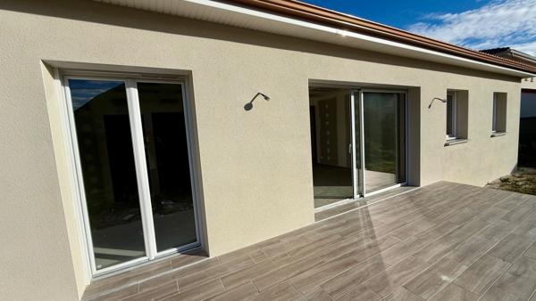 Tarbes Sud, Odos Nord.Maison de 2026 , trois chambres, bureau et garage, secteur Tarbes, Odos, sur 580m2 de terrain. DPE A A