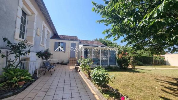 MAISON A SAINTES