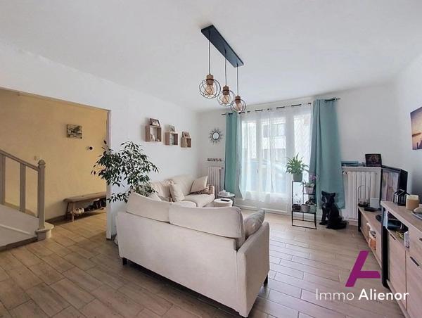 Maison mitoyenne de 4 pièces de 87 m² à La Copechagnière