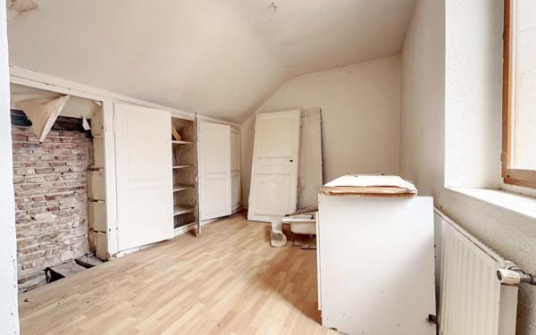 Appartement à vendre    5 pièces • 80 m2 Auxonne