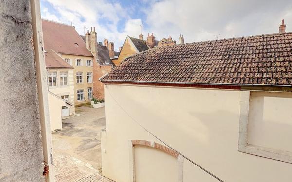 Appartement à vendre    5 pièces • 80 m2 Auxonne