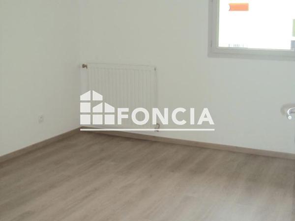 Location Appartement 2 pièces 46.7 m² - 15 RUE DREVON Meyzieu 69330