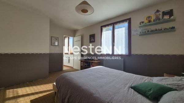 NESTENN IGNY - Maison Familiale de 130m², 4 chambres, séjour traversant, proche école Joliot Curie, à 5 min du Plateau de Saclay et 15 min de Vélizy, N118/A6/A10 facile d''accès