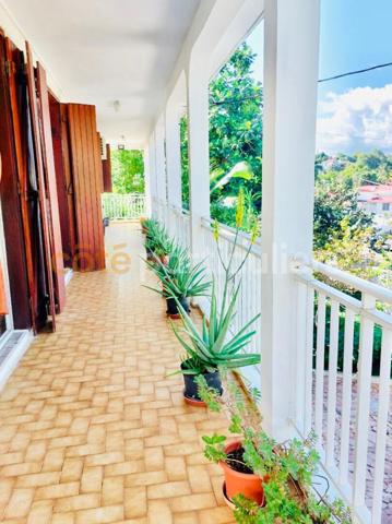 Vente Maison120 m² - 4 Pièces - PETIT BOURG (97170)