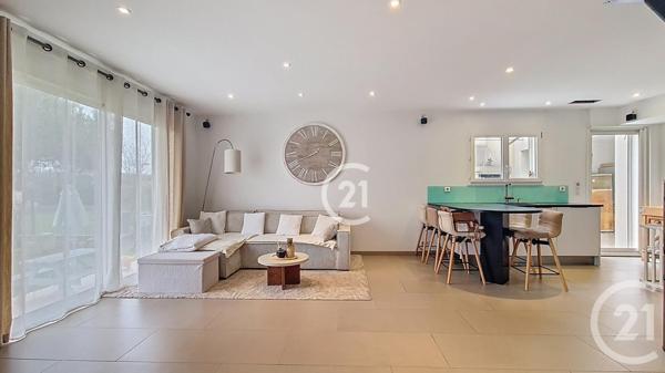 Maison à vendre  4 pièces - 98 m2 ST GILLES - 30