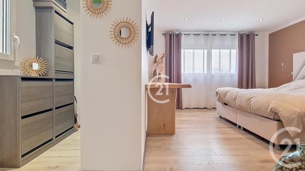Maison à vendre  4 pièces - 98 m2 ST GILLES - 30