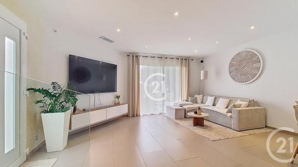 Maison à vendre  4 pièces - 98 m2 ST GILLES - 30