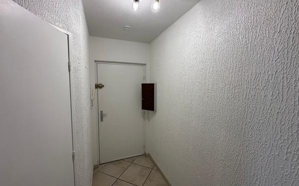 Appartement à vendre    2 pièces • 46 m2 Nice