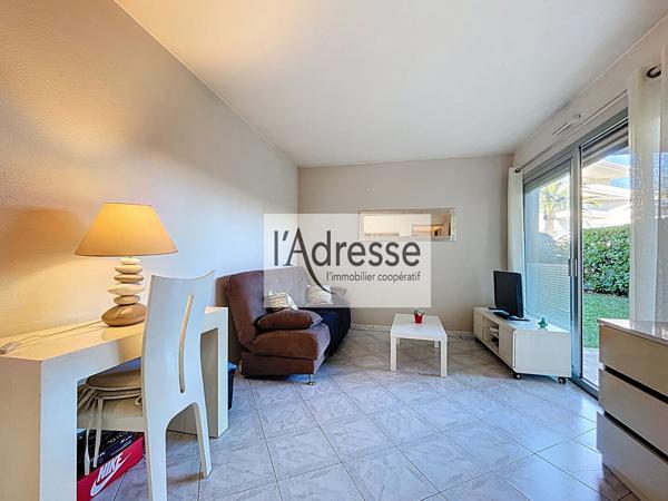 Appartement Antibes 2 pièces rez de jardin