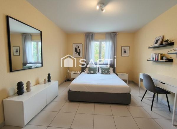 Plain-pied 218m², 6 chambres, 2189m² terrain