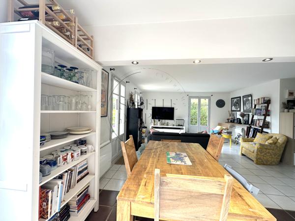 Chambourcy (78240) - VENDU - Appartement familial avec jardin à Chambourcy, un véritable compromis entre maison et appartement