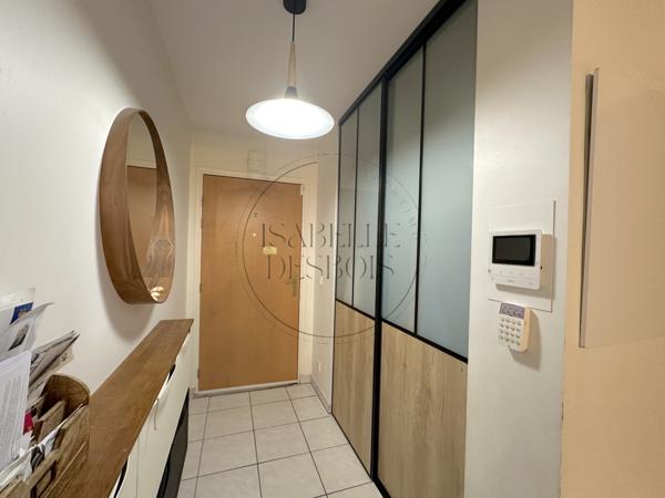 Chambourcy (78240) - VENDU - Appartement familial avec jardin à Chambourcy, un véritable compromis entre maison et appartement