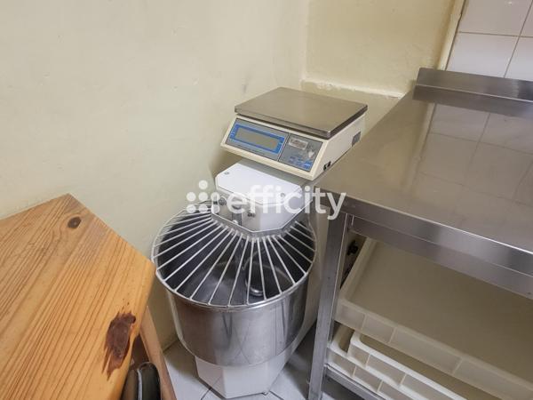 Fonds De Commerce - 70 m²