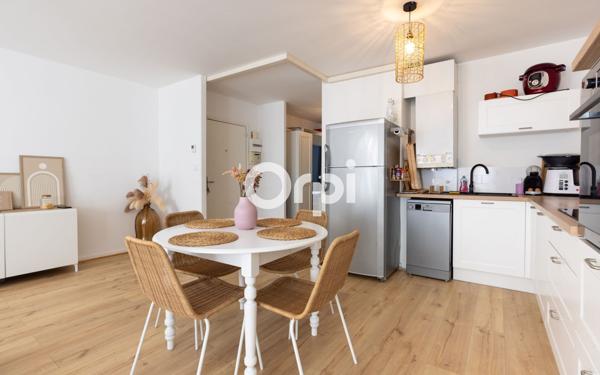 Appartement à vendre    3 pièces • 69 m2 Lens