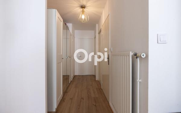 Appartement à vendre    3 pièces • 69 m2 Lens