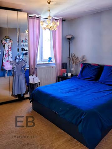 Maison de charme de 150 m2-Vue sur Lyon et Alpes-Yzeron centre