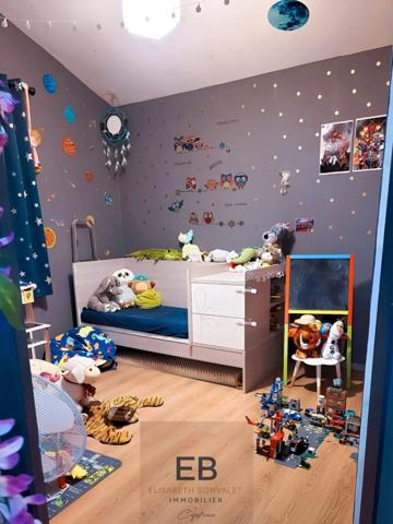 Maison de charme de 150 m2-Vue sur Lyon et Alpes-Yzeron centre