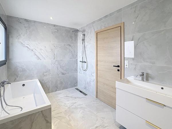 Maison à vendre 5 pièces SAINT CERGUES (74)