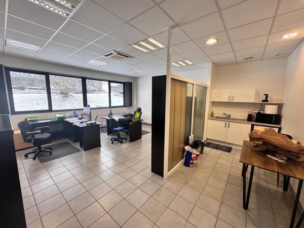 ANNECY NORD   Proche péage Plateau de bureaux   161 m2   Exc
