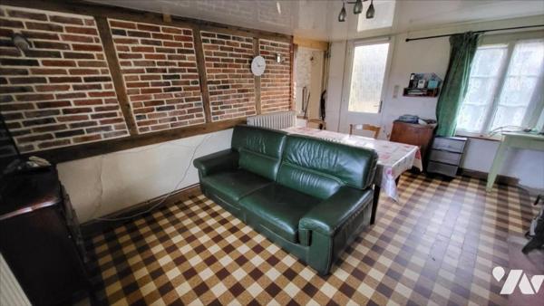 Maison sur 3704 m² avec dépendances