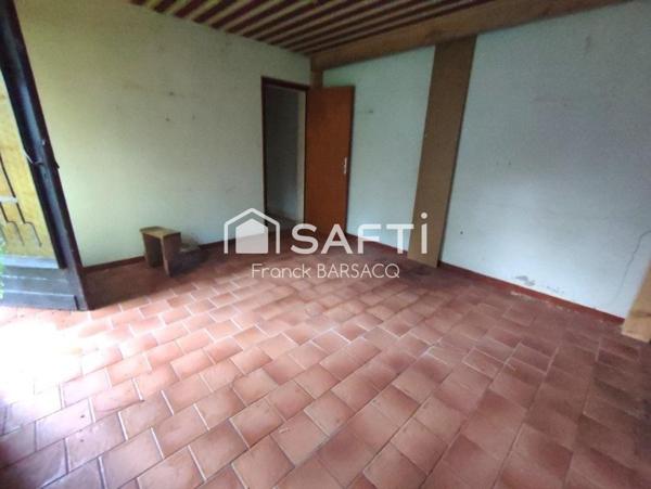 MAISON DE CHARME A RENOVER AVEC JARDIN ATTENANT