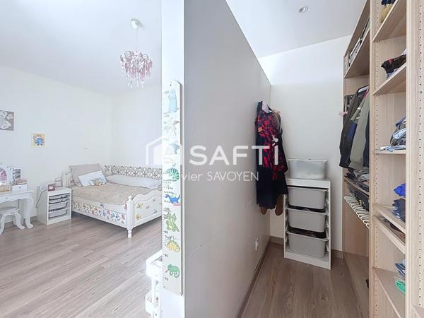 Triplex atypique 90 m² T4