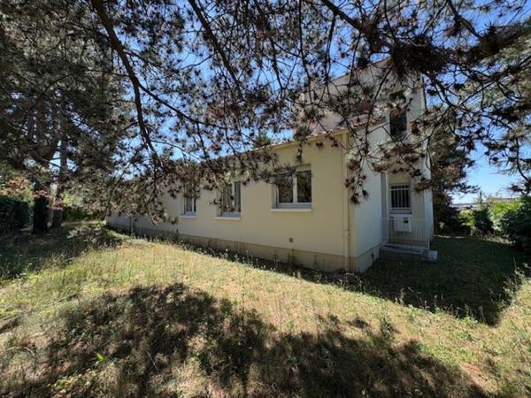 Maison 7 pièce(s) 5 chambre(s) 152 m²