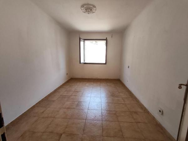 SARTENE - APPARTEMENT 87 M² HABITABLES - 3 CHAMBRES