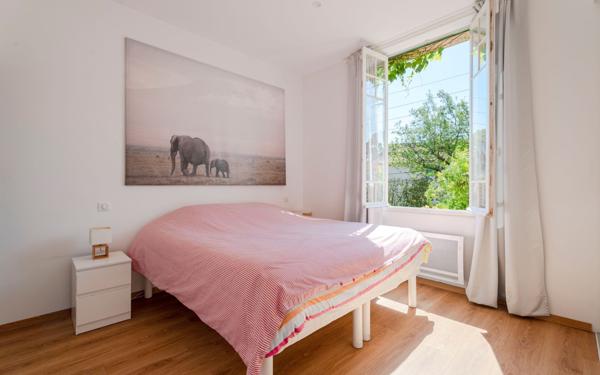 Maison à vendre    4 pièces •  Toulon