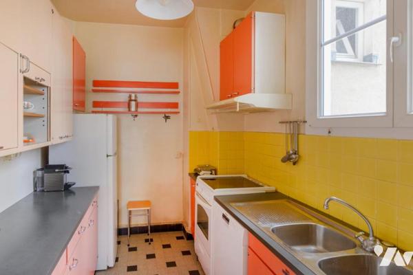 COURBEVOIE / BECON LES BRUYERES- APPARTEMENT 4 PIÈCES A RÉNOVER + CAVE