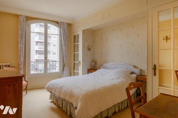 COURBEVOIE / BECON LES BRUYERES- APPARTEMENT 4 PIÈCES A RÉNOVER + CAVE