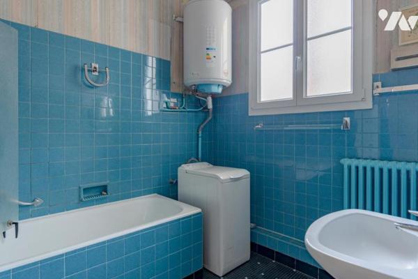 COURBEVOIE / BECON LES BRUYERES- APPARTEMENT 4 PIÈCES A RÉNOVER + CAVE