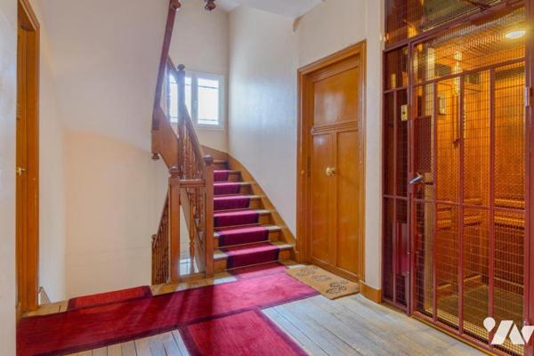 COURBEVOIE / BECON LES BRUYERES- APPARTEMENT 4 PIÈCES A RÉNOVER + CAVE