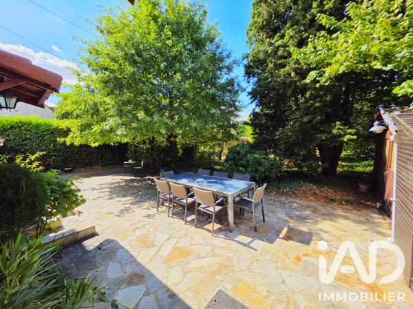 Maison à vendre 6 pièces 130 m² Saint-Germain-lès-Arpajon
