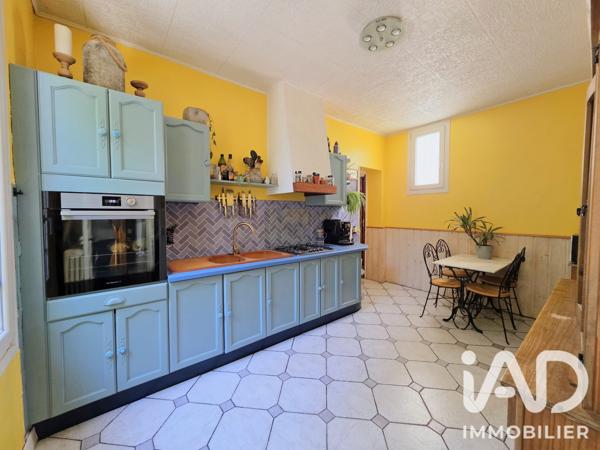 Maison à vendre 6 pièces 130 m² Saint-Germain-lès-Arpajon