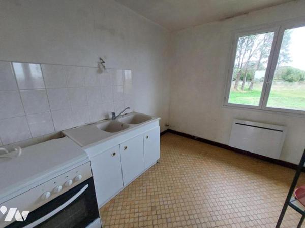 A VENDRE-MAISON EN CAMPAGNE A COSSE LE VIVIEN