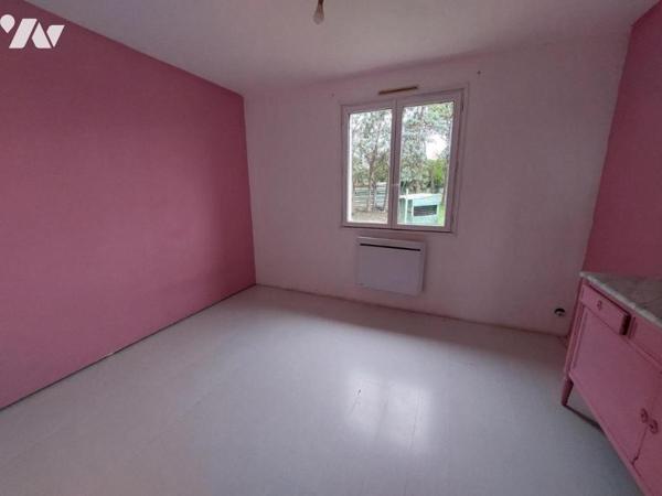 A VENDRE-MAISON EN CAMPAGNE A COSSE LE VIVIEN