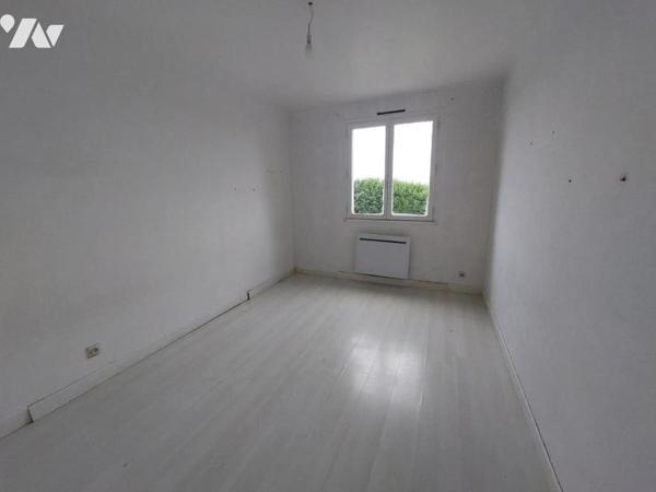 A VENDRE-MAISON EN CAMPAGNE A COSSE LE VIVIEN