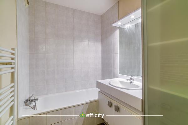 Appartement
         2 pièces
        - 47 m² Exclusivité 199 900 € *
