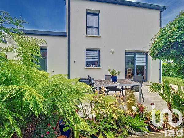 Maison 4 pièces de 90 m² à Plougonvelin (29217)
