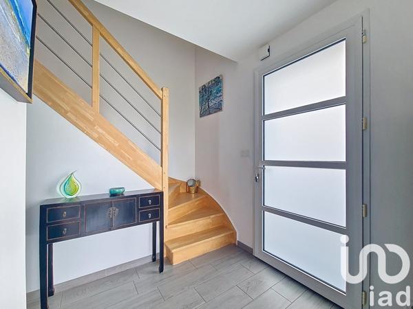 Maison 4 pièces de 90 m² à Plougonvelin (29217)