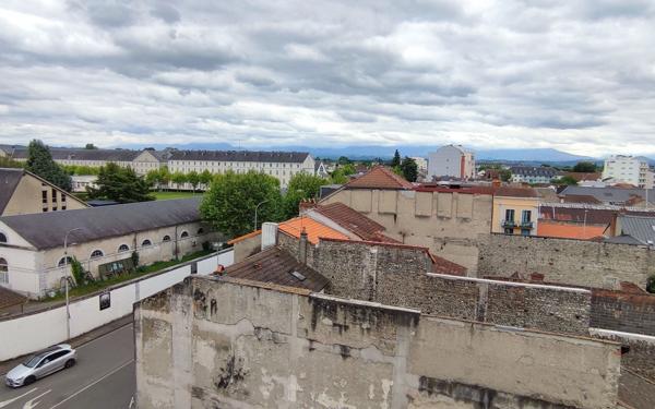 Appartement à vendre    3 pièces • 54,18 m2 Tarbes