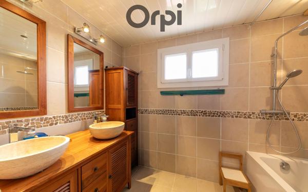 Maison à vendre    5 pièces •  Thuir